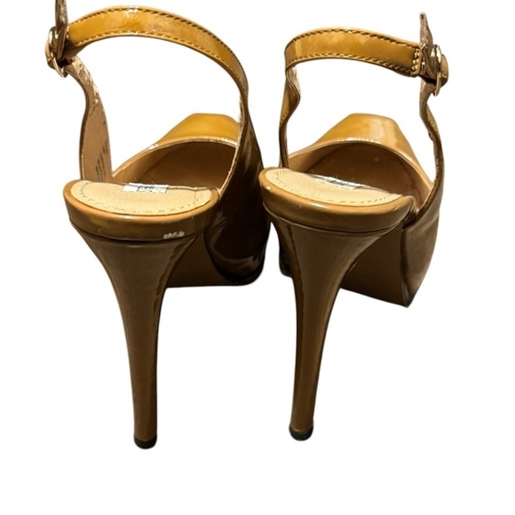 Steve Madden Chunky Slingback Heels Womens Size 10 Neutral - Picture 4 of 9